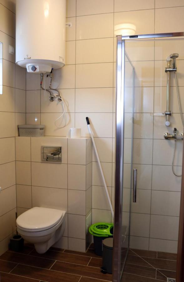 Domki I Pokoje Baltimor Grzybowo  Bagian luar foto