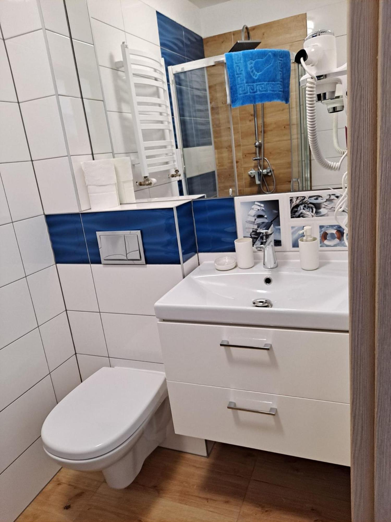 Domki I Pokoje Baltimor Grzybowo  Ruang foto